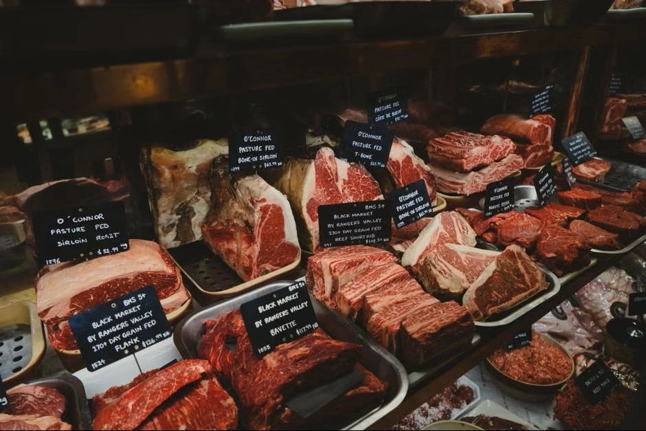 How Custom Meat Cutting Can Elevate Your Next Backyard BBQ